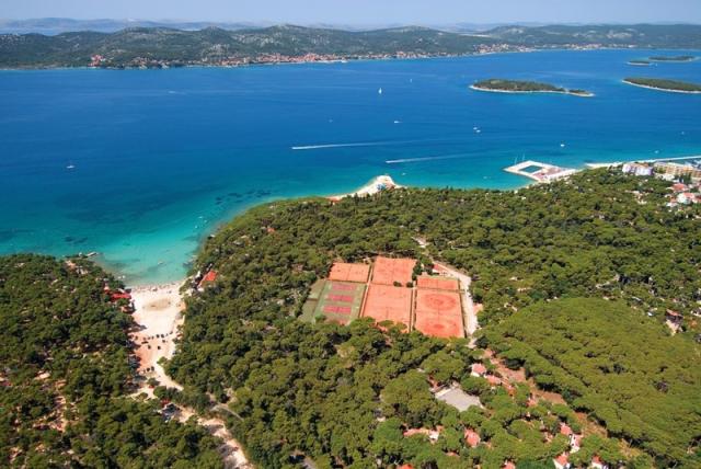 Ilirija hotel - Písečná pláž Soline - Biograd na Moru -  - Chor