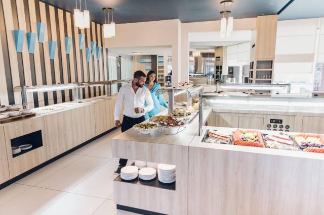 Ilirija hotel - Biograd na Moru -  - Chorvatsko