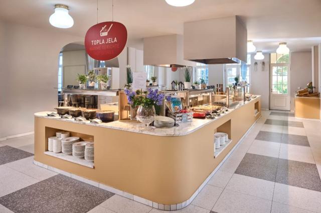 Lišanj Aminess Vival Casa (depandance) - restaurace - Novi Vino