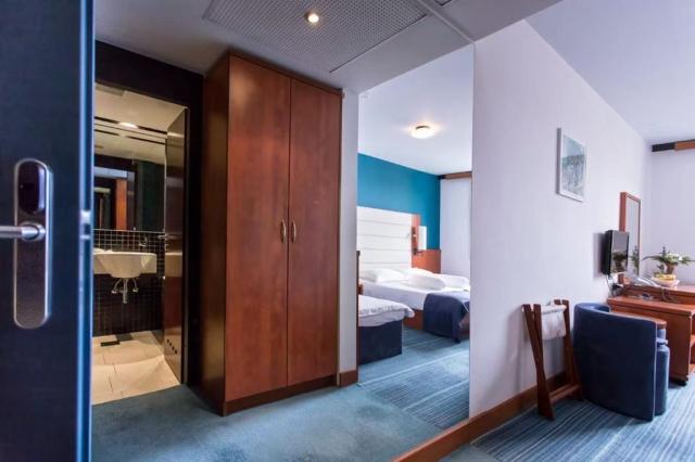 Kornati hotel - pokoj Comfort Plus - Biograd na Moru -  - Chorv