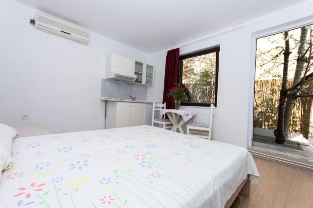 Žaja vila - apartmány v soukromí - Okrug Gornji (ostrov Čiovo) 