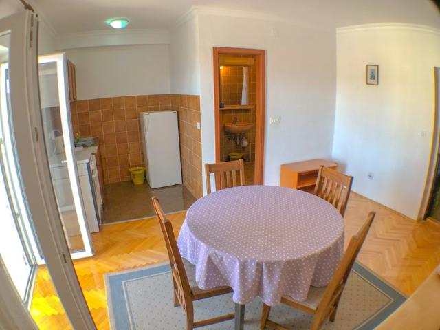 Emil (Vinka) vila - APT 1/4+2 - Gradac -  - Chorvatsko