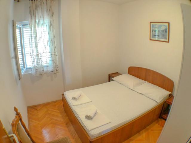 Emil (Vinka) vila - APT 1/4+2 - Gradac -  - Chorvatsko