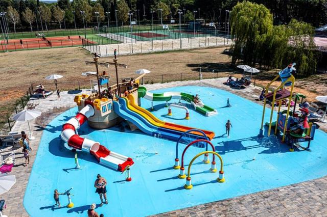 Bi Village Resort Holiday Home - Fažana -  - Chorvatsko