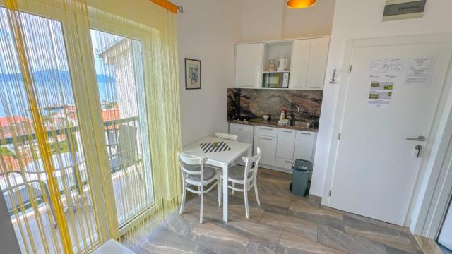 Bartul 2 vila - apartmány - apartmán ERA - Gradac -  - Chorvats