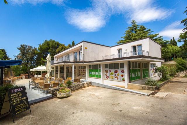 Splendid Resort apartmány - obchod - Pula - Zlatne Stijene -  -