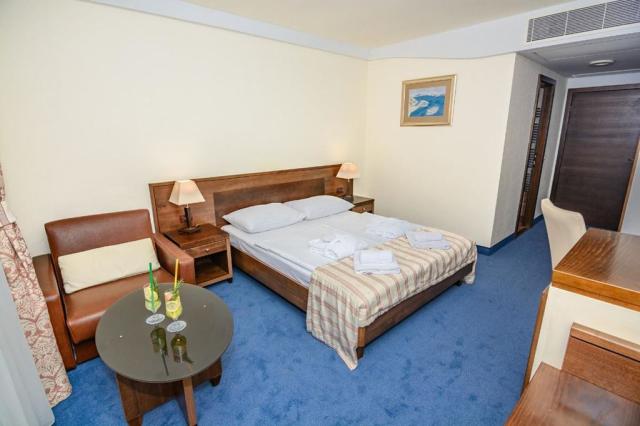 Pagus Famili hotel - pokoj Standard - Pag (ostrov Pag) -  - Cho