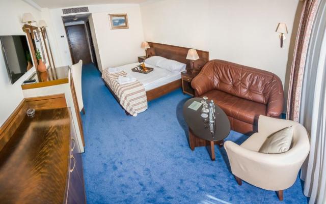 Pagus Famili hotel - pokoj Family - Pag (ostrov Pag) -  - Chorv