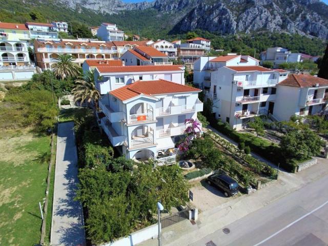 Gradac - Sara vila