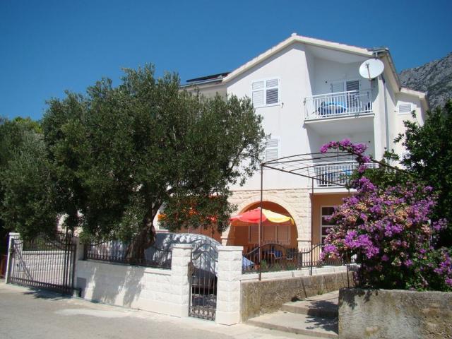 Vila Čuturić Josip - Gradac - Chorvatsko -  (1)