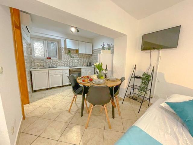 Mari i Kiara vila - studio 1/4 - Gradac -  - Chorvatsko