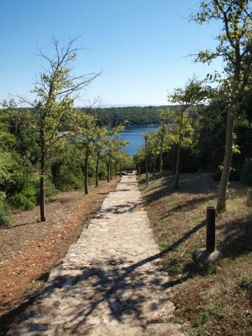 Unije apartmány - promenáda nad mořem - Duga Uvala - - Chorvats
