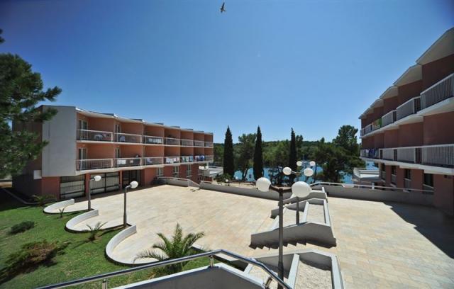 Centinera