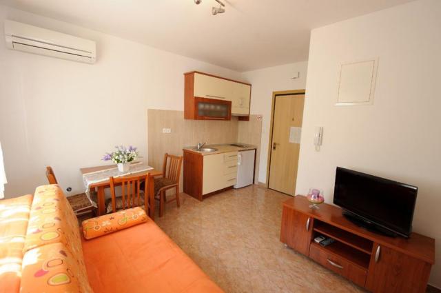 Biokovo vila a depandance - apartmán č. 4 - Gradac -  - Chorvat