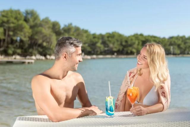 Crvena Luka Resort pokoje - Beach Bar Movida - Crvena Luka -  -