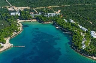 Crvena Luka Hotel & Resort