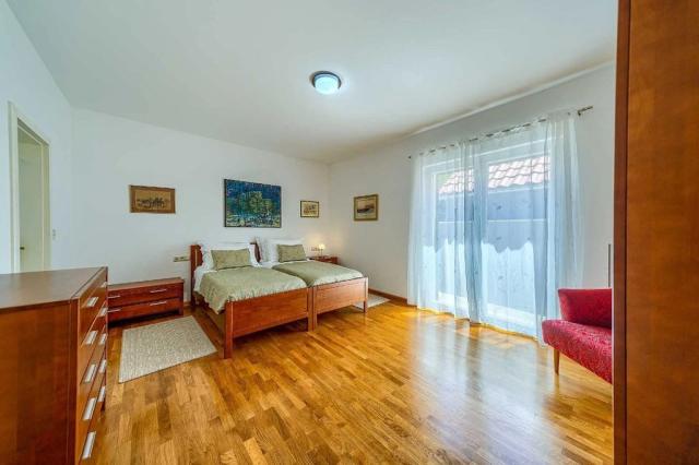 Župa vila - Župa (Biokovo pohoří) -  - Chorvatsko