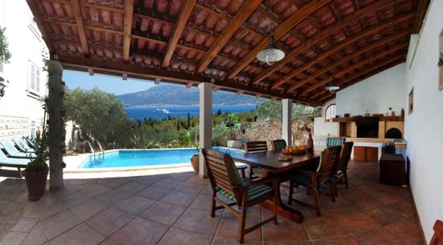 Lukrecia apartmány - Supetar (ostrov Brač) -  - Chorvatsko