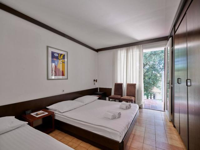 Koversada Park Camping Resort – pokoje (textilní část) - pokoj 