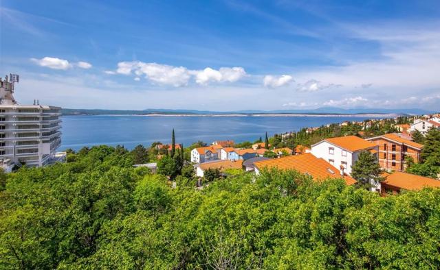 Omorika Annex (pavilony) - Pohled od Annexu Omorika - Crikvenic