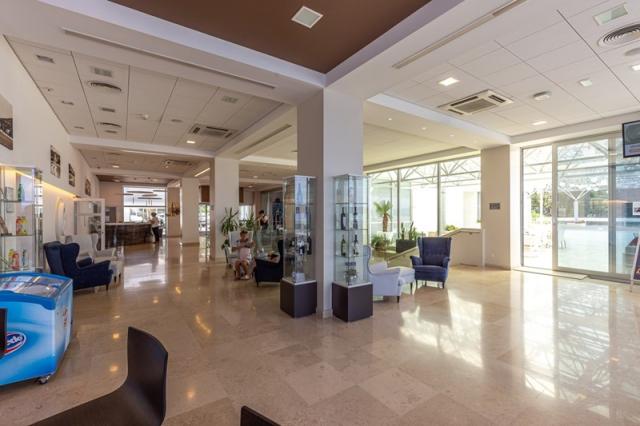 Omorika Annex (pavilony) - Lobby hotelu Omorika - Crikvenica - 
