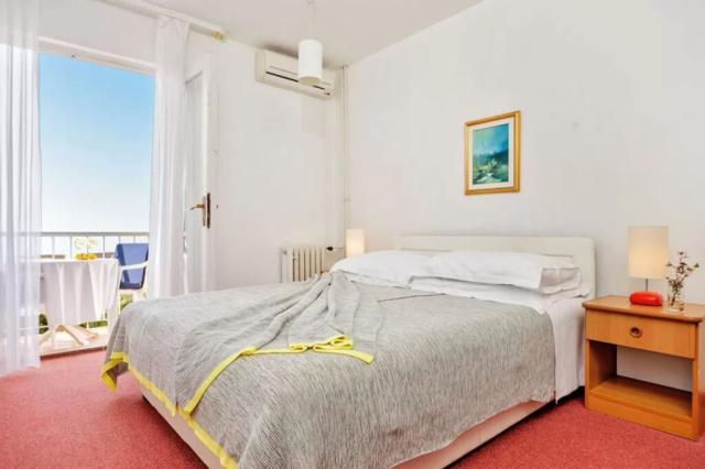 Biševo hotel - dvoulůžkový pokoj s balkonem, mořská strana - Ko