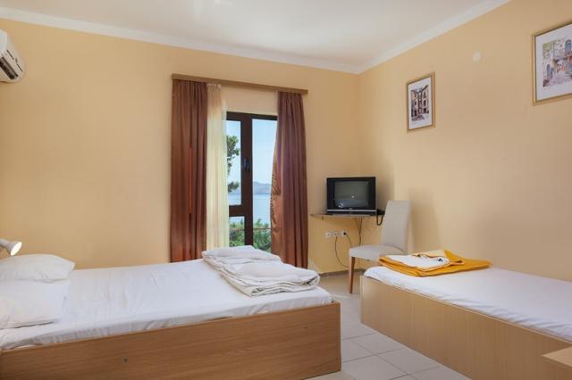 Zagreb hotel - Pinia, pokoj pro 3 osoby - Karlobag -  - Chorvat