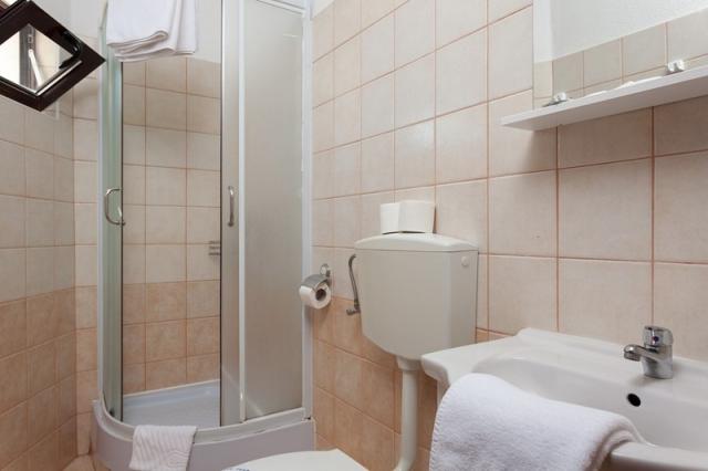 Zagreb hotel - Pinia - Karlobag -  - Chorvatsko