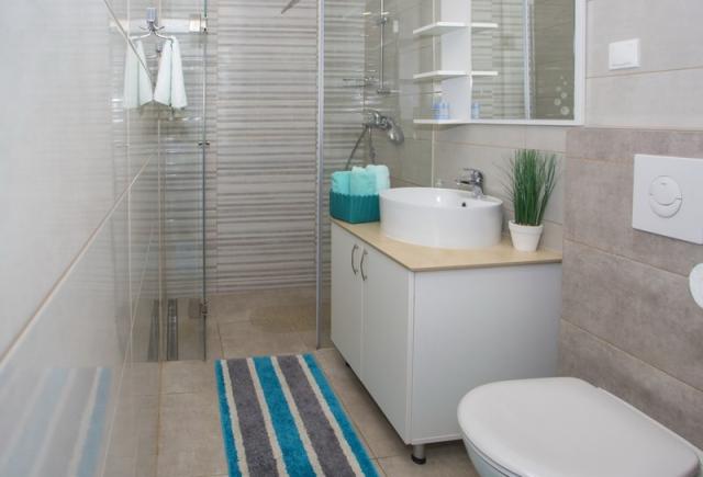 Radojka apartmány v Čaklje - APT Tirkiz - Podgora -  - Chorvats