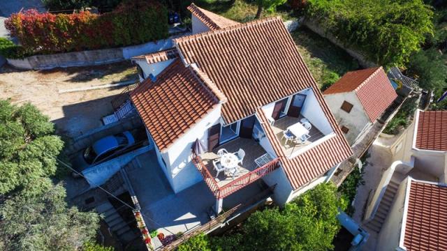 Pero vila - Nemira -  - Chorvatsko