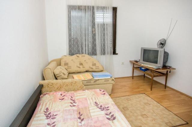 Pero vila - apartmán pro 6 osob - Nemira -  - Chorvatsko
