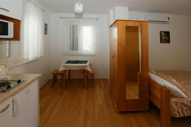 Trio vila - apartmán pro 2 osoby - Srima (Vodice) -  - Chorvats