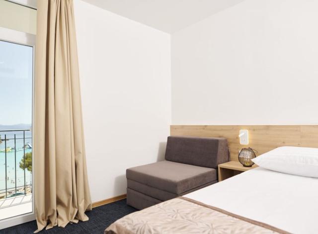 Colentum Resort Murter - dvoulůžkový pokoj s možností přistýlky