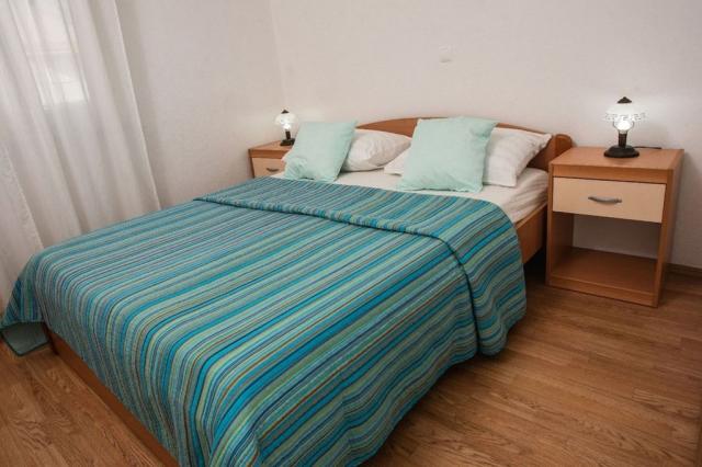 Gloria apartmán - apartmán pro 4-6 osob - Promajna -  - Chorvat