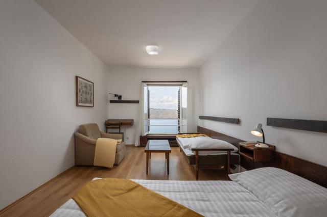 Uvala Scott hotel - dvoulůžkový pokoj s možností přistýlky, Com