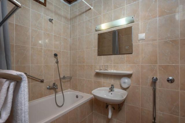Uvala Scott hotel - dvoulůžkový pokoj s možností přistýlky, Sta