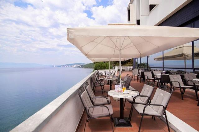 Uvala Scott hotel - bar - Kraljevica -  - Chorvatsko