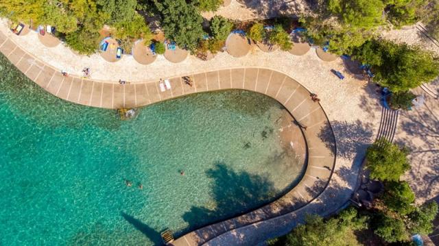 Malin hotel - pláž HALUDOVO, 1,5 km od hotelu Malin - Malinska 