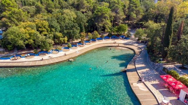 Malin hotel - pláž HALUDOVO, 1,5 km od hotelu Malin - Malinska 