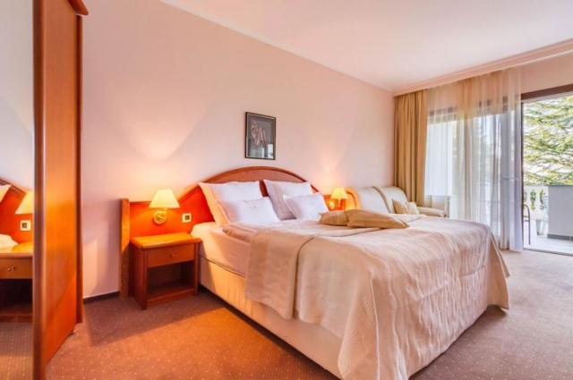 Malin hotel - pokoj Comfort - Malinska (ostrov Krk) -  - Chorva