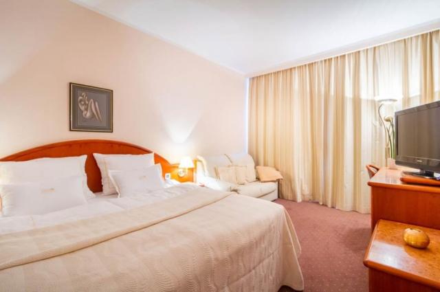 Malin hotel - pokoj Comfort - Malinska (ostrov Krk) -  - Chorva