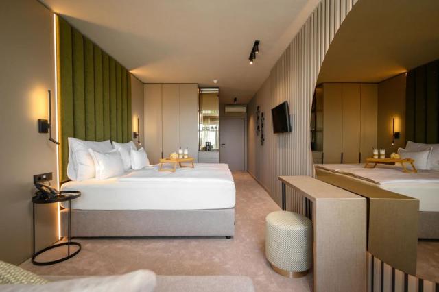 Malin hotel - pokoj Superior, balkon, mořská strana - Malinska 