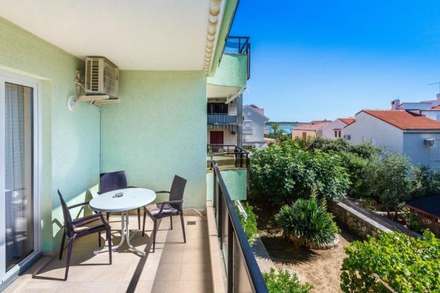 Apolonija apartmány - studio pro 3 osoby - Novalja (ostrov Pag)