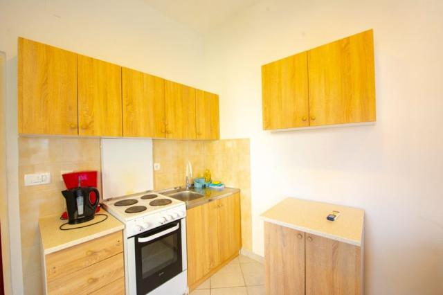 Claudia apartmány - apartmán pro 6 osob, 1. patro - Novalja (os