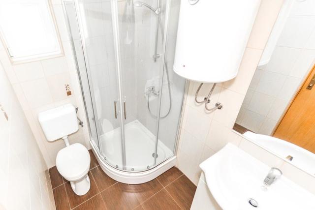 Leut apartmány - apartmán pro 2 osoby, 1. patro - Novalja (ostr