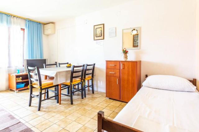 Danijela apartmány - apartmán pro 5 osob - Stara Novalja (ostro