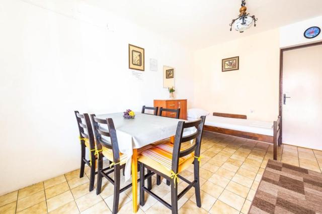 Danijela apartmány - apartmán pro 5 osob - Stara Novalja (ostro