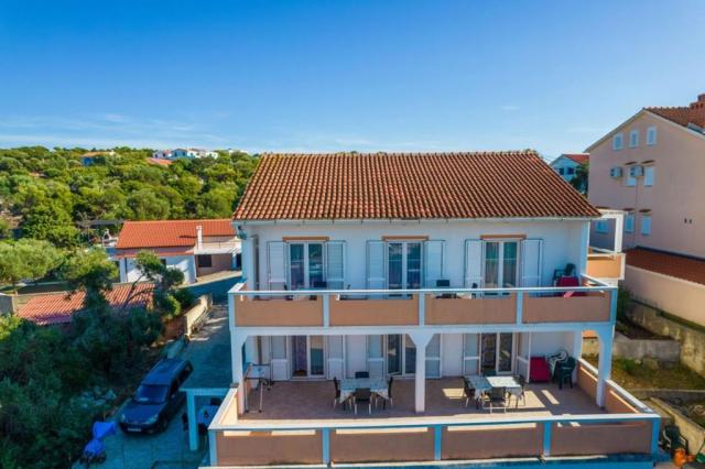 Zora apartmány - Lun (ostrov Pag) -  - Chorvatsko