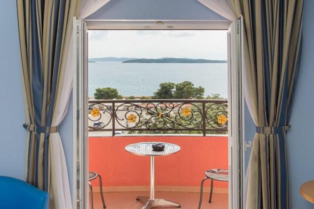 Miramare hotel - dvoulůžkový pokoj s možností přistýlky, BMS - 