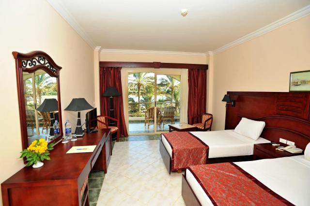 Brayka Bay Reef Resort